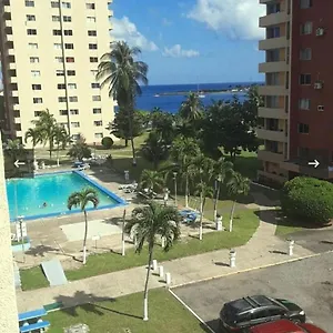 Beach-side At Turtle Towers Apartment